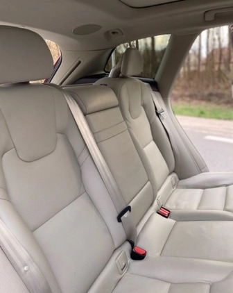 Volvo XC 60 cena 129900 przebieg: 69000, rok produkcji 2018 z Sulejówek małe 781
